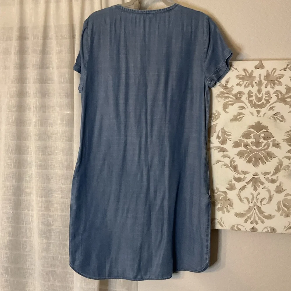 LOFT Outlet Blue V-Neck Chambray Dress - Picture 4 of 5